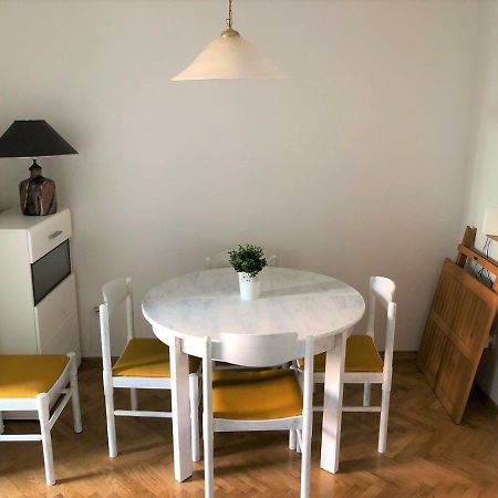 Apartman Gloria Lägenhet Mali Lošinj Exteriör bild