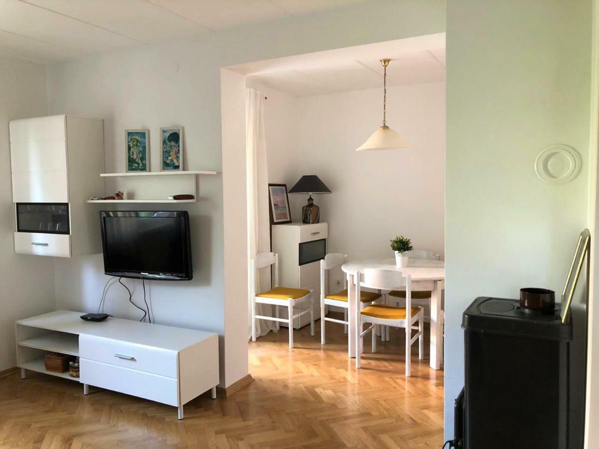 Apartman Gloria Lägenhet Mali Lošinj Exteriör bild