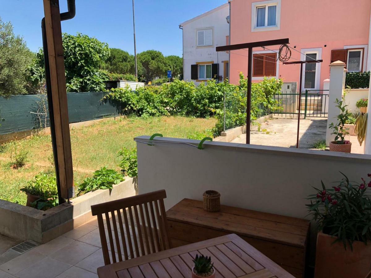 Apartman Gloria Lägenhet Mali Lošinj Exteriör bild